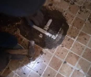 冷水江卫生间漏水维修公司为您分享下卫生间渗水如何处理及注意事项